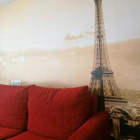Little Paris Апартаменты